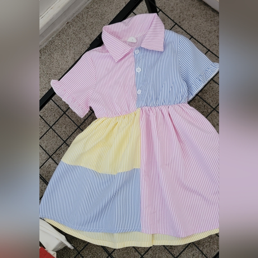 Size 3T Bundle Dress & Jumpsuit (5) Pieces - Picture 3 of 9